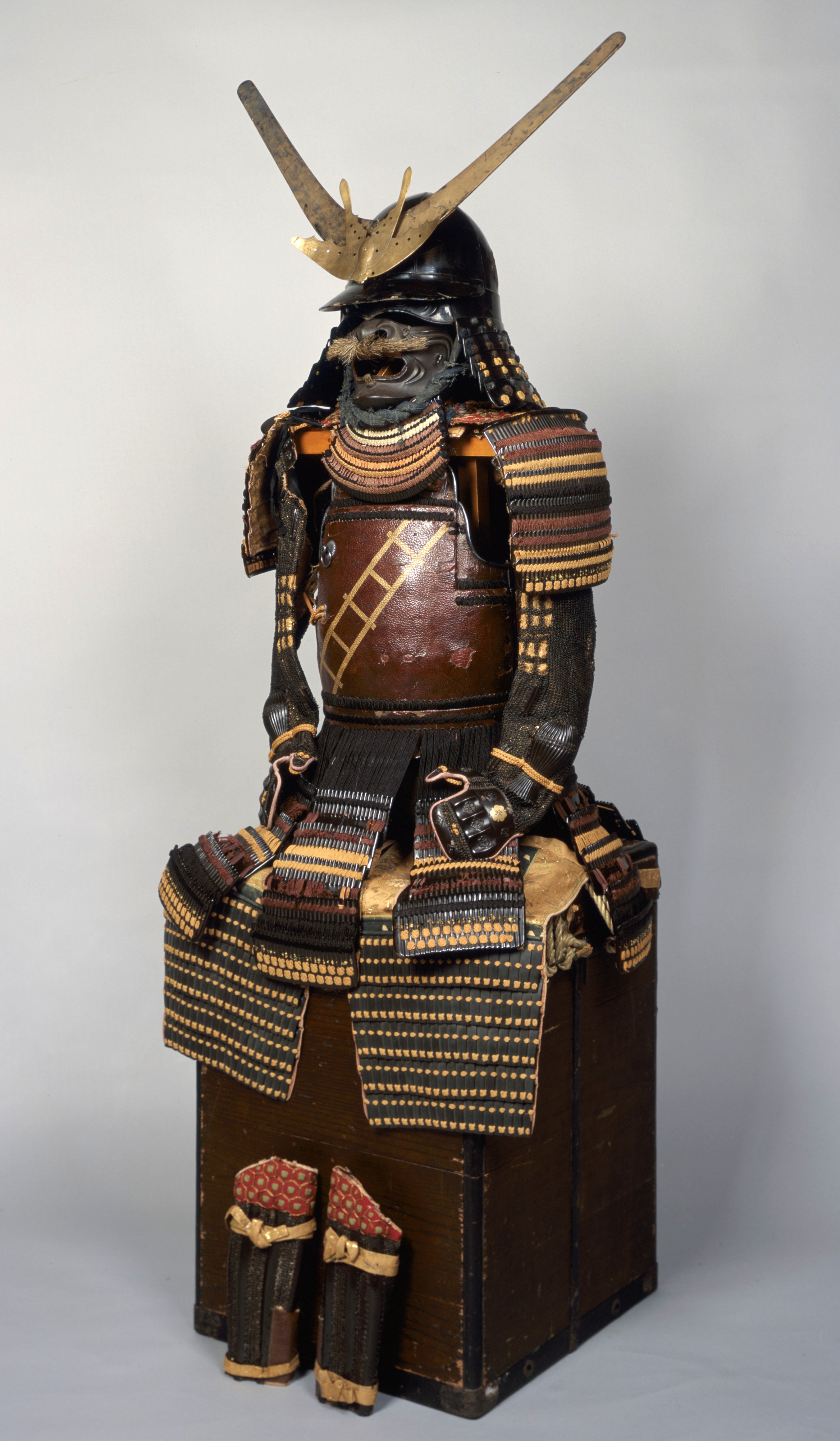 ビーズ 天守閣 骨董品 文化財コレクション | 大阪城天守閣