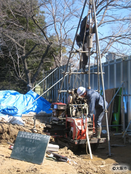 写真1.コーン貫入試験風景