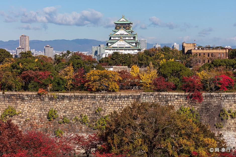 写真1.KKRホテル大阪、5階テラスからの眺め